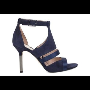 Nine West size 11 navy blue heels